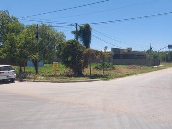 Inmejorable lugar para Galpón o Local.