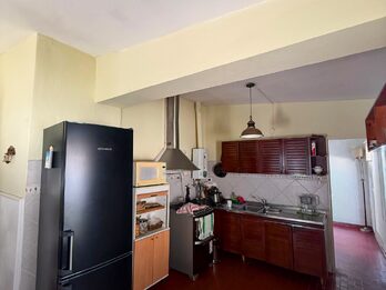 CASA ALVAREZ CONDARCO y AV. DE LAS AMERICAS