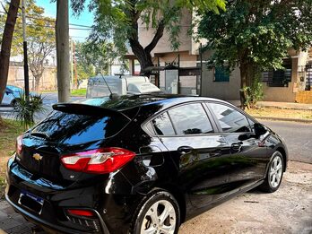 Vendo Chevrolet Cruze LT. 2017. 1.4 Turbo. 5puertas. Excelente estado.