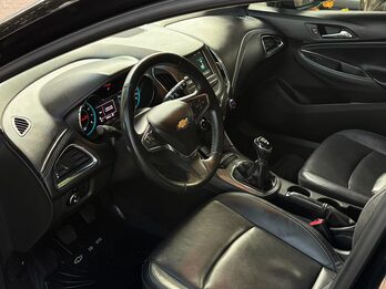 Vendo Chevrolet Cruze LT. 2017. 1.4 Turbo. 5puertas. Excelente estado.