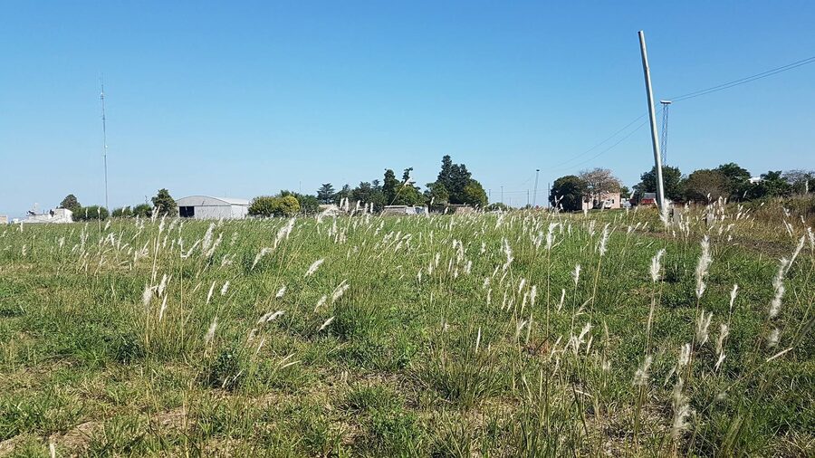 AMPLIO TERRENO EN Aldea Spatzenkutter