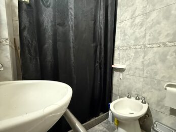 Zona Av. Zanni y Provincias Unidas - Casa en Venta