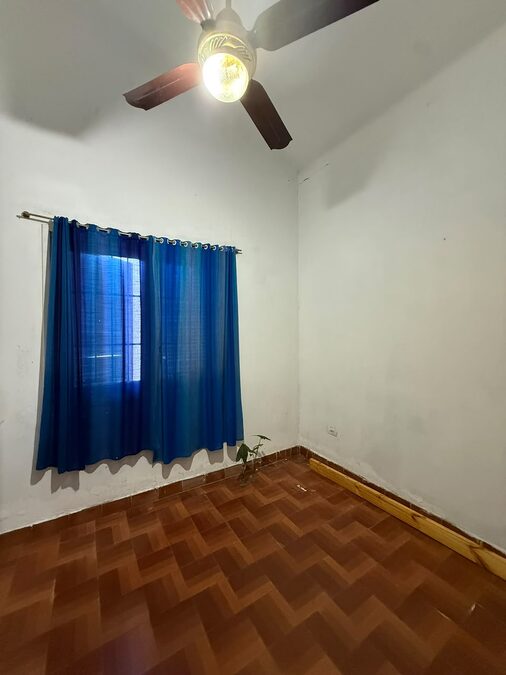 Zona Av. Zanni y Provincias Unidas - Casa en Venta