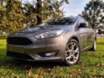 Ford Focus -  version full - 55.000 km - Particular.  2017.