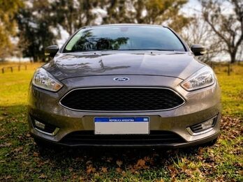 Ford Focus -  version full - 55.000 km - Particular.  2017.