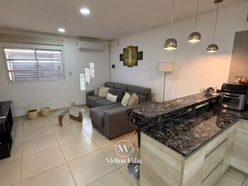 HERMOSO DUPLEX EN ORO VERDE, 2 DORM, COCHERA, PATIO Y PISCINA.