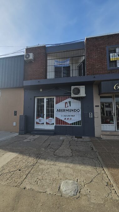 Local comercial + Depto + Galpón
