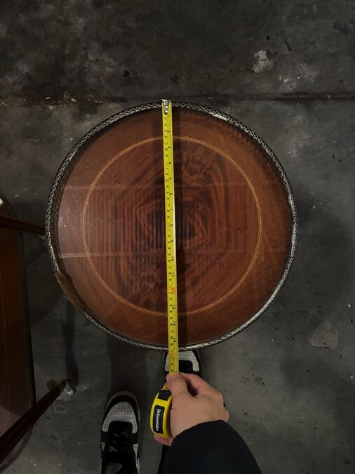 Mesita circular Luis XV