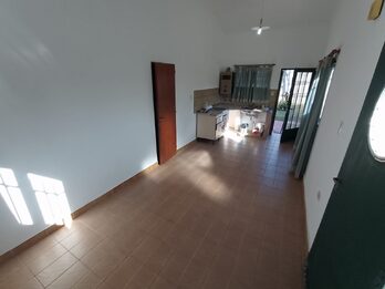 ALQUILO CASA DE 2 DORMITORIOS