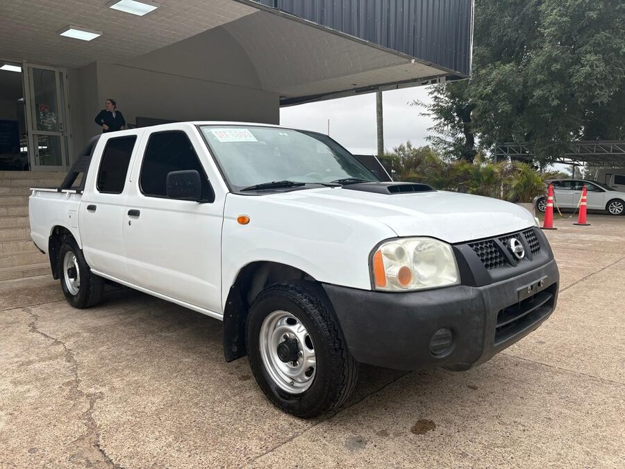 NISSAN Frontier 2.5 NP300 4x2