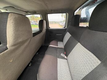 NISSAN Frontier 2.5 NP300 4x2