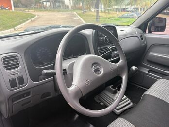NISSAN Frontier 2.5 NP300 4x2