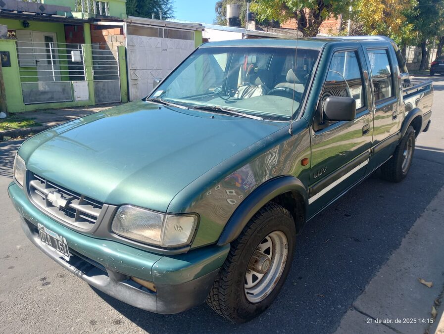 VENDO CAMIONETA CHEVROLET LUV 2,5 DIESEL