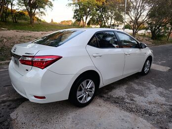 Toyota Corolla 2015