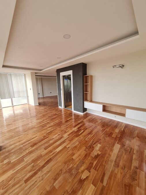 Venta  Piso Exclusivo a estrenar parque / Centro