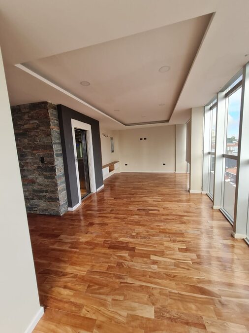 Venta  Piso Exclusivo a estrenar parque / Centro