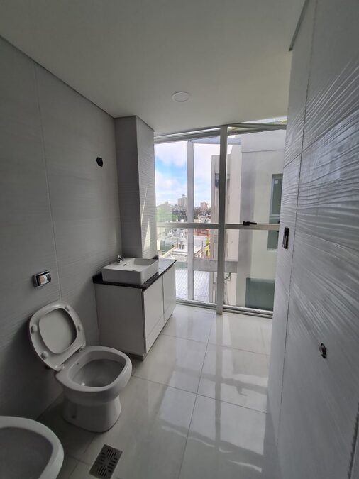 Venta  Piso Exclusivo a estrenar parque / Centro
