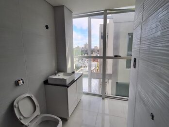 Venta Piso Exclusivo a estrenar parque / Centro