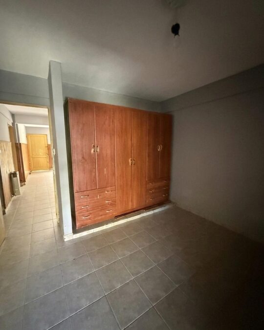 Depto 3 dormitorios + Local Comercial al frente, Calle Marchesse y Crespo