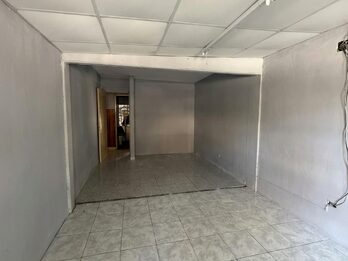 Depto 3 dormitorios + Local Comercial al frente, Calle Marchesse y Crespo