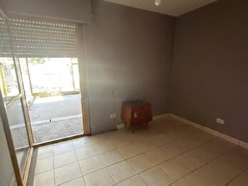 Depto 3 dormitorios + Local Comercial al frente, Calle Marchesse y Crespo