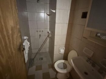 Depto 3 dormitorios + Local Comercial al frente, Calle Marchesse y Crespo