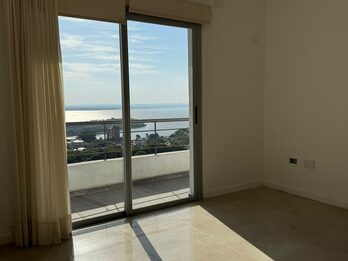 PENTHOUSE CON VISTA AL RIO