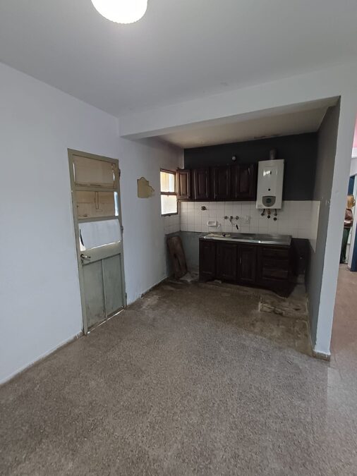 VENDO CASA – B PARANÁ XX - U$S 20.000