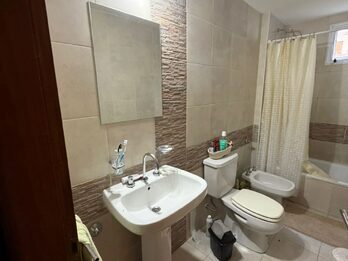 AMPLIO DEPARTAMENTO DE 1 DORMITORIO CON 2 PATIOS | PARANÁ