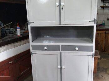 Vendo aparador de cocina 1x0.40x1.7 de madera
