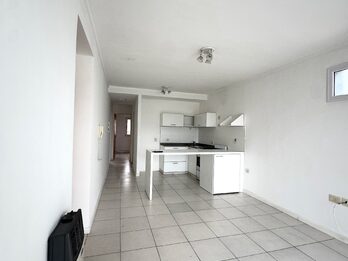 ALQUILER 2 DORM + COHCERA CALLE LA PAZ