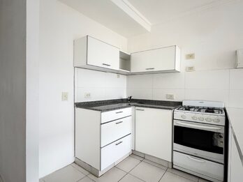 ALQUILER 2 DORM + COHCERA CALLE LA PAZ