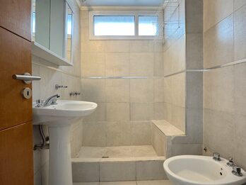 ALQUILER 2 DORM + COHCERA CALLE LA PAZ