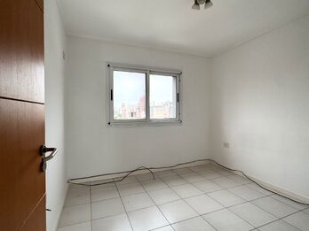 ALQUILER 2 DORM + COHCERA CALLE LA PAZ