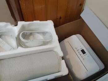 VENDO, A ESTRENAR, AIRE ACONDICIONADO PORTÁTIL FRÍO/CALOR