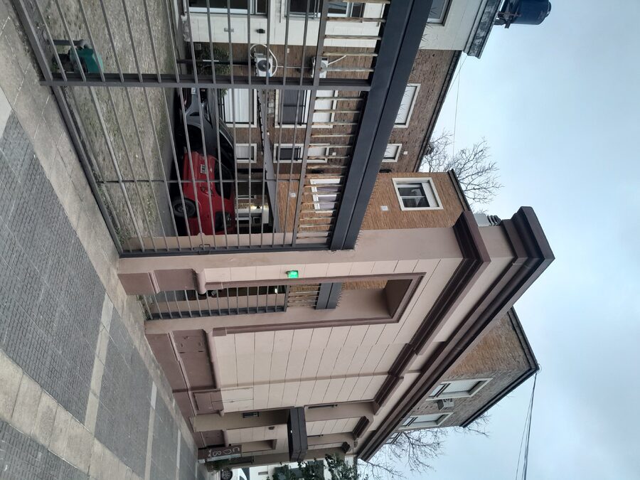 Alquilamos dpto de 2 dormitorios calle S. Del Estero Esq. Mexico
