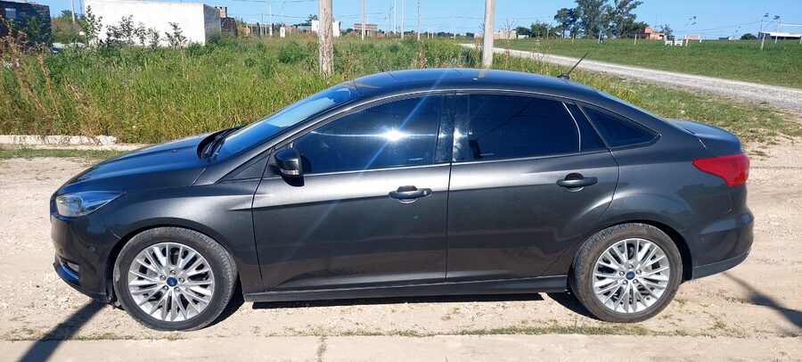 Particular vendo Focus 2.0 (L 16)