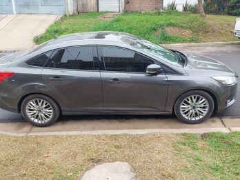 Particular vendo Focus 2.0 (L 16)