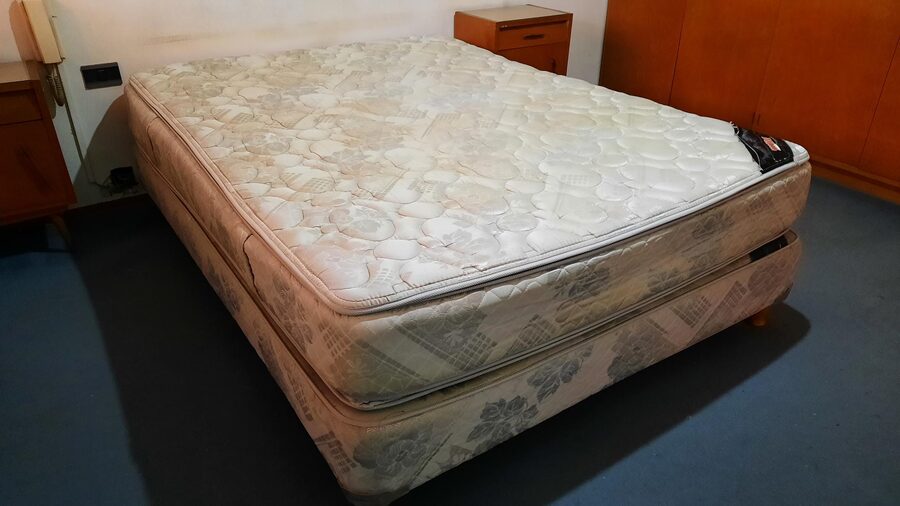 Vendo Sommier y colchón