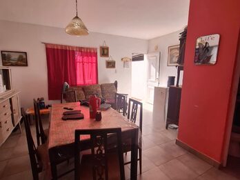 Casa 2 Dormitorios Apta Crédito, Calle Gutierrez y Cnel. Martínez