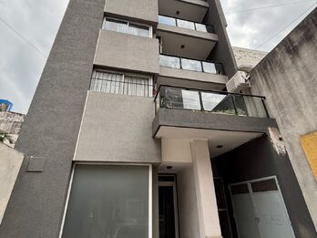 VENTA DEPARTAMENTO DOS DORMITORIOS CON BALCÓN