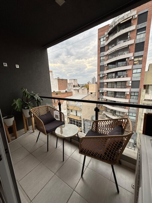 VENTA DEPARTAMENTO DOS DORMITORIOS CON BALCÓN