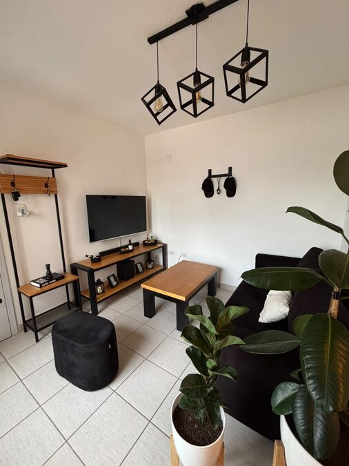 VENTA DEPARTAMENTO DOS DORMITORIOS CON BALCÓN