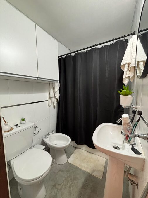 VENTA DEPARTAMENTO DOS DORMITORIOS CON BALCÓN