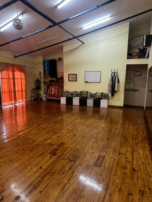 Sala de danzas en alquiler
