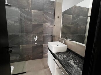 CASA A ESTRENAR EN VENTA 🏡  Ideal para ingresar inmediatamente‼️ 📍sobre calle Basavilbaso y Gdor. Crespo.