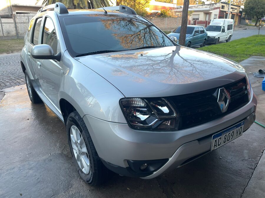 Duster privilege 2018 89.000km. Vendo o permuto mayor-menor