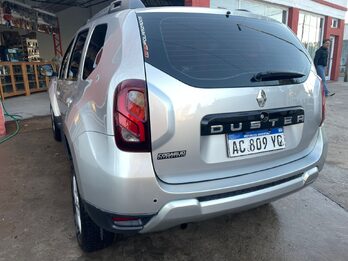 Duster privilege 2018 89.000km. Vendo o permuto mayor-menor