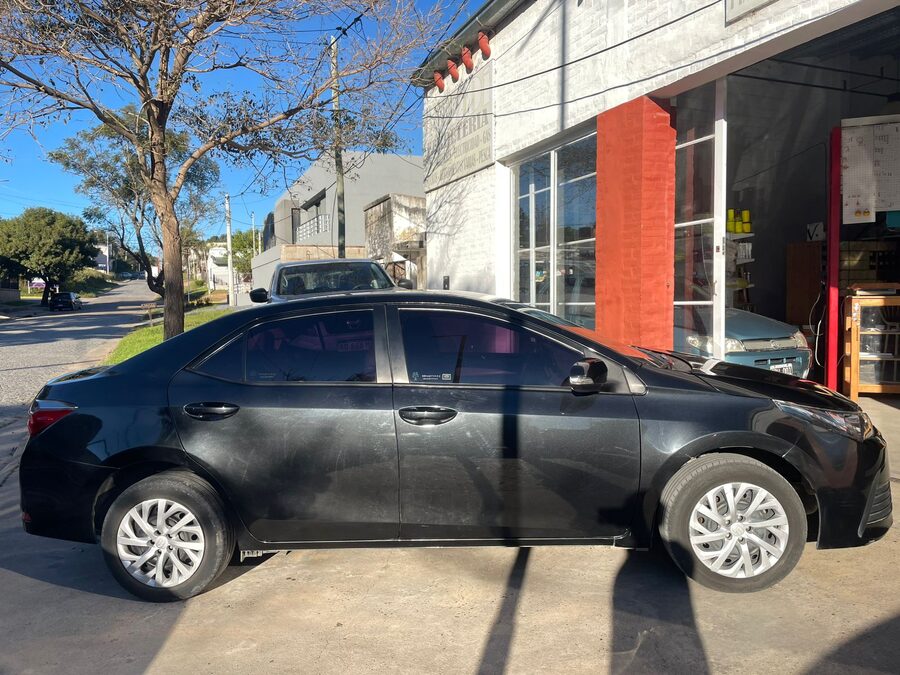Corolla xli automatico 2019 147.000km. Vendo o permuto mayor-menor