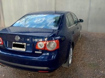 Volkswagen Vento 2008 Luxury Wood 2.5 Manual